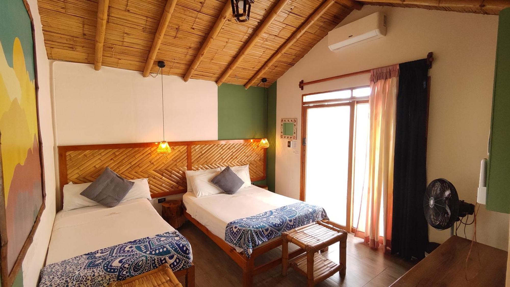 Hotel Puerto Bamboo à Máncora Extérieur photo